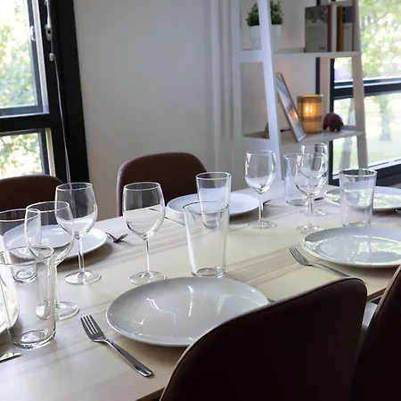 Apartamento 2ndhomes With Beautiful Balcony Helsinki
